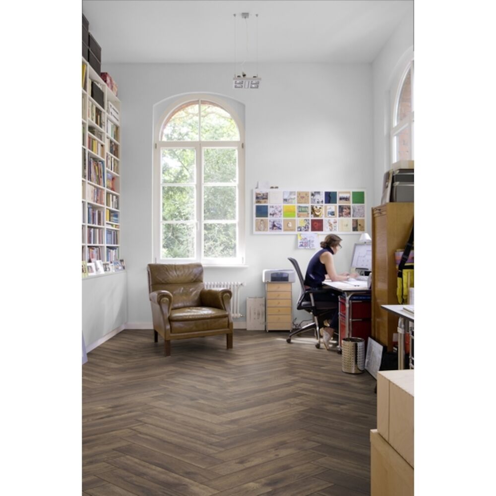 Herringbone Laminat Calais Oak